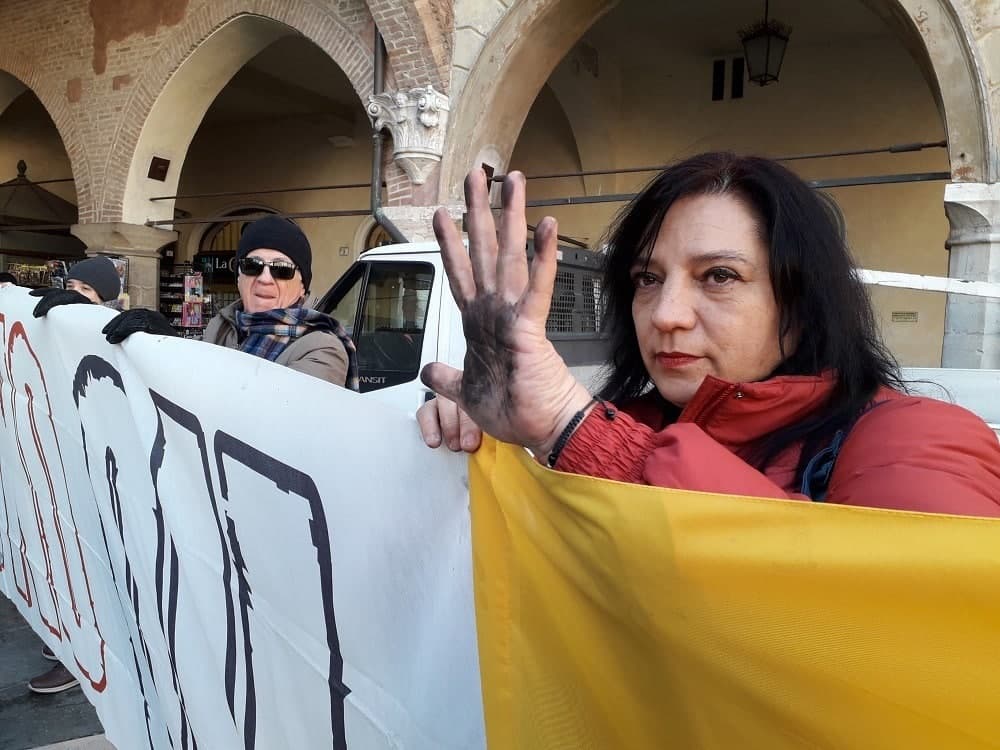 Immagine non disponibile