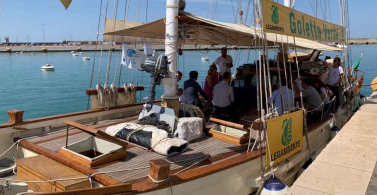 Immagine non disponibile