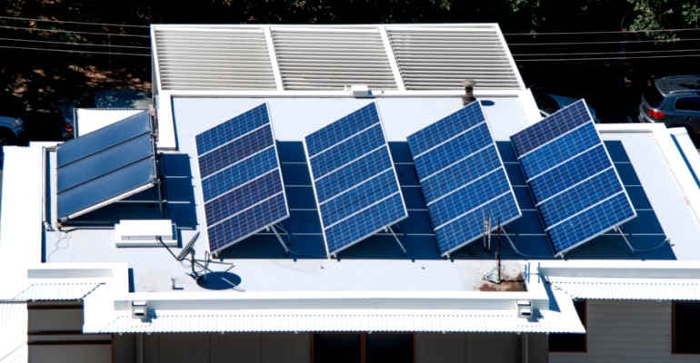 Autoconsumo energia elettrica, le osservazioni di Legambiente e di altre 16 realtà agli orientamenti di ARERA