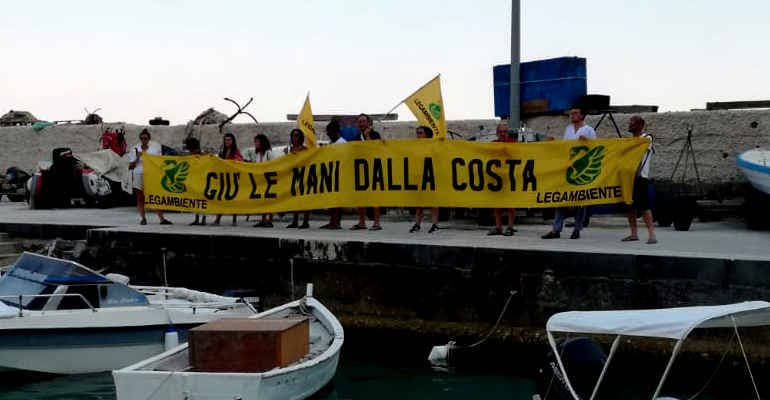 Goletta Verde a Levanzo