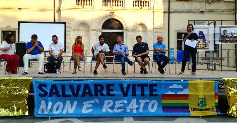 Goletta Verde a Pozzallo con gli equipaggi delle Ong