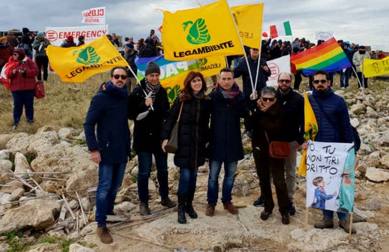 Immagine non disponibile