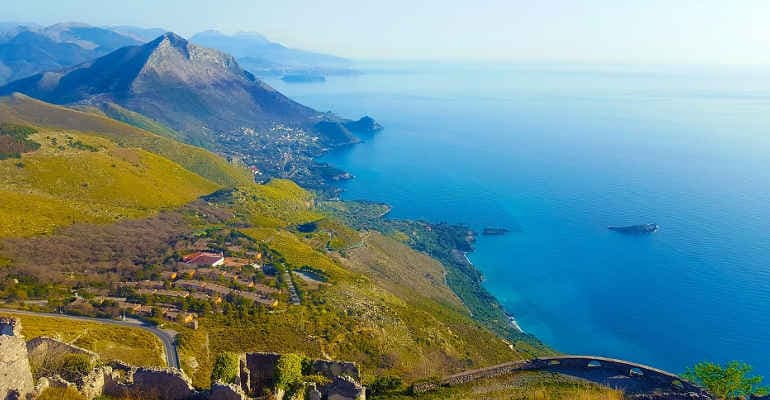 Avanti spediti verso l’Area Marina Protetta “Costa di Maratea”