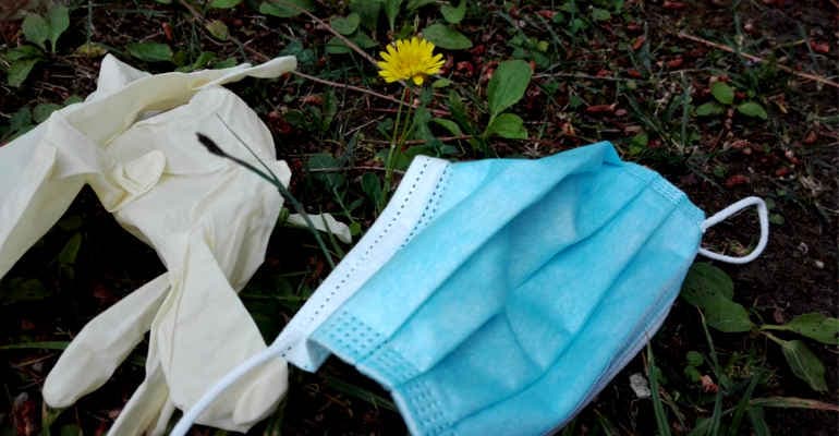 Unicoop Firenze e Legambiente contro l’abbandono di mascherine e guanti