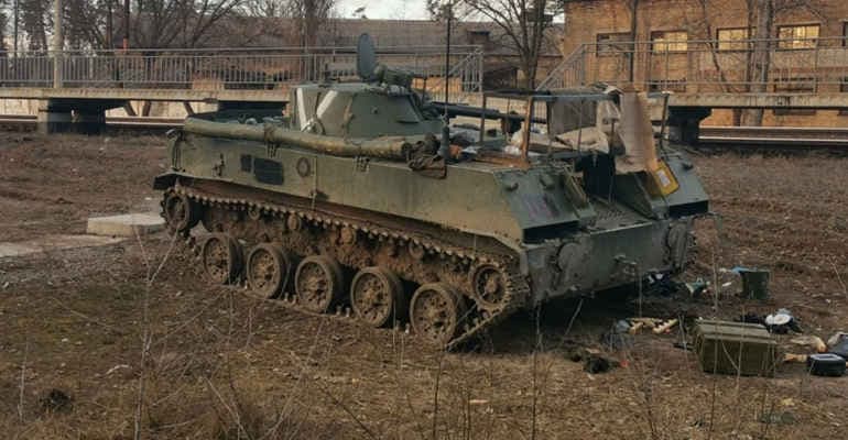 “La guerra è tossica”: su Nuova Ecologia di febbraio