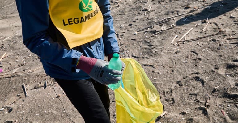 No al tetto sul 5 per mille, l’appello delle associazioni