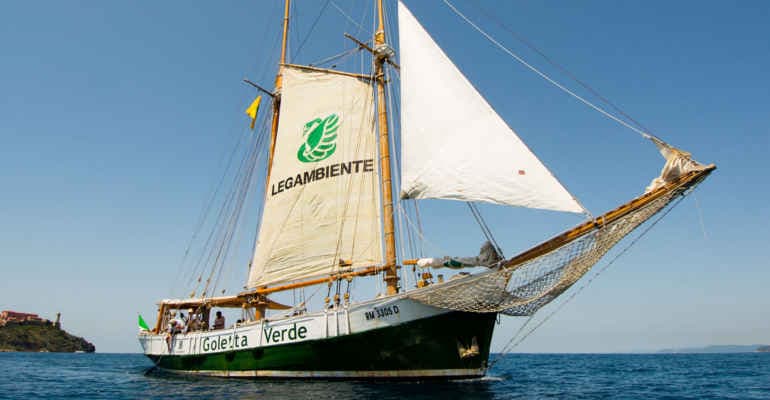 Goletta Verde in Campania: dal 2 al 6 agosto tappe a Scario, Acciaroli e Procida