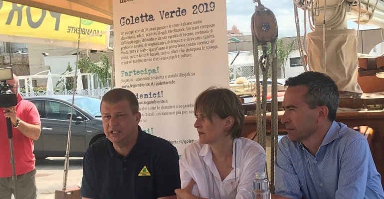 STOP alle fonti fossili. Presentato a Taranto il dossier “No Oil Puglia”