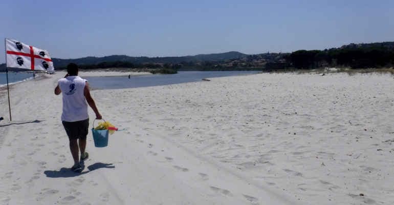 Il monitoraggio di Goletta Verde in Sardegna