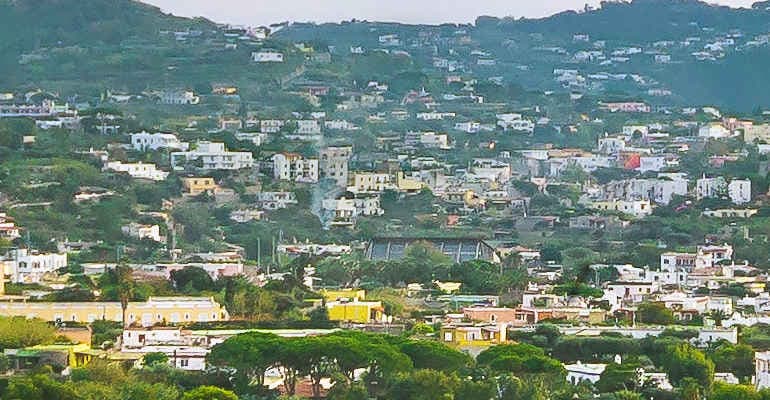 Condono Ischia, Legambiente risponde all’ex Presidente del Consiglio Giuseppe Conte