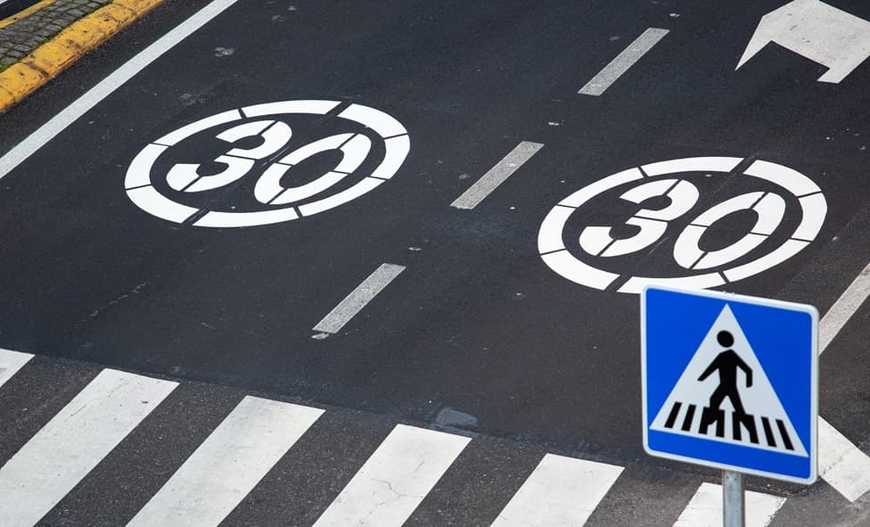 segnaletica stradale per città 30 km/h