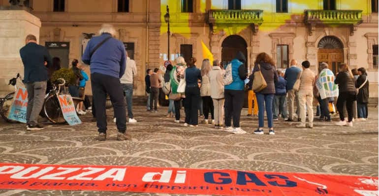 In Abruzzo la seconda tappa di c’è puzza di gas