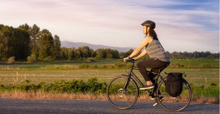 Cicloturismo, “Viaggiare con la Bici 2025”