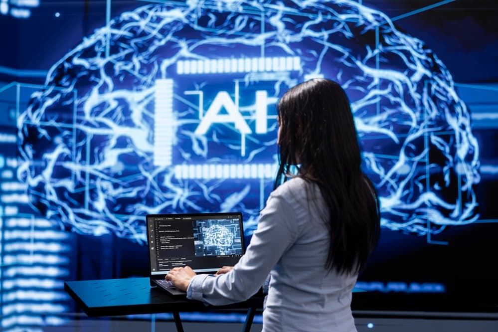 AI protagonista su Nuova Ecologia di ottobre